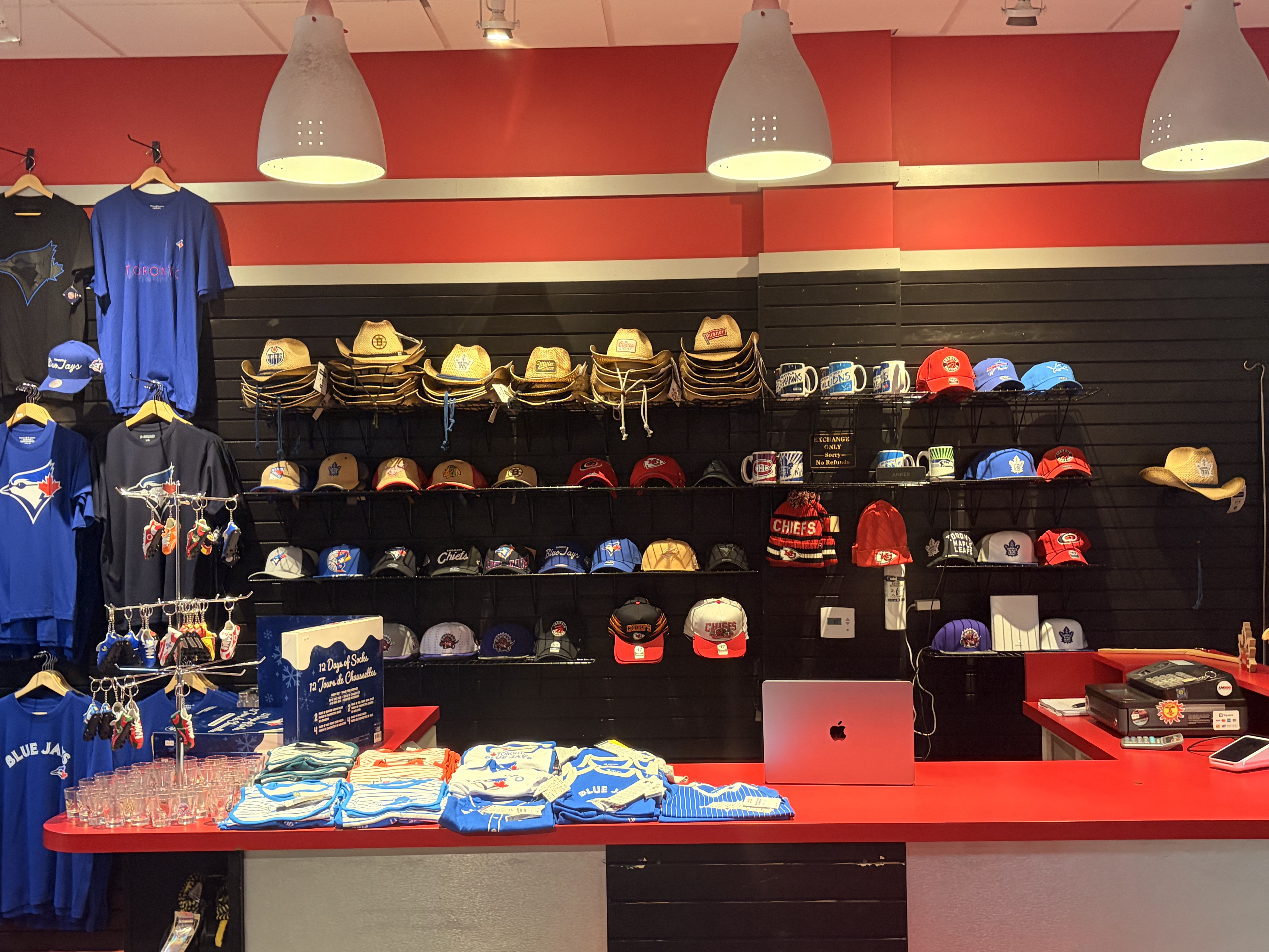 Hats & Checkout